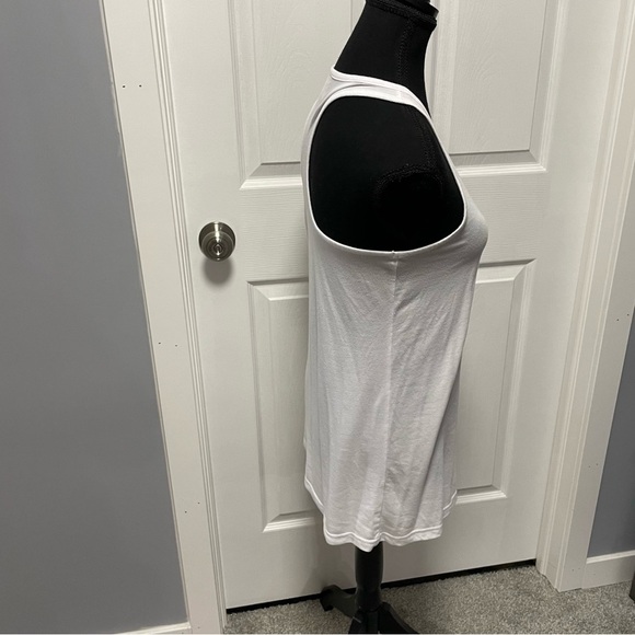 Gymshark Tank - Picture 2 of 6